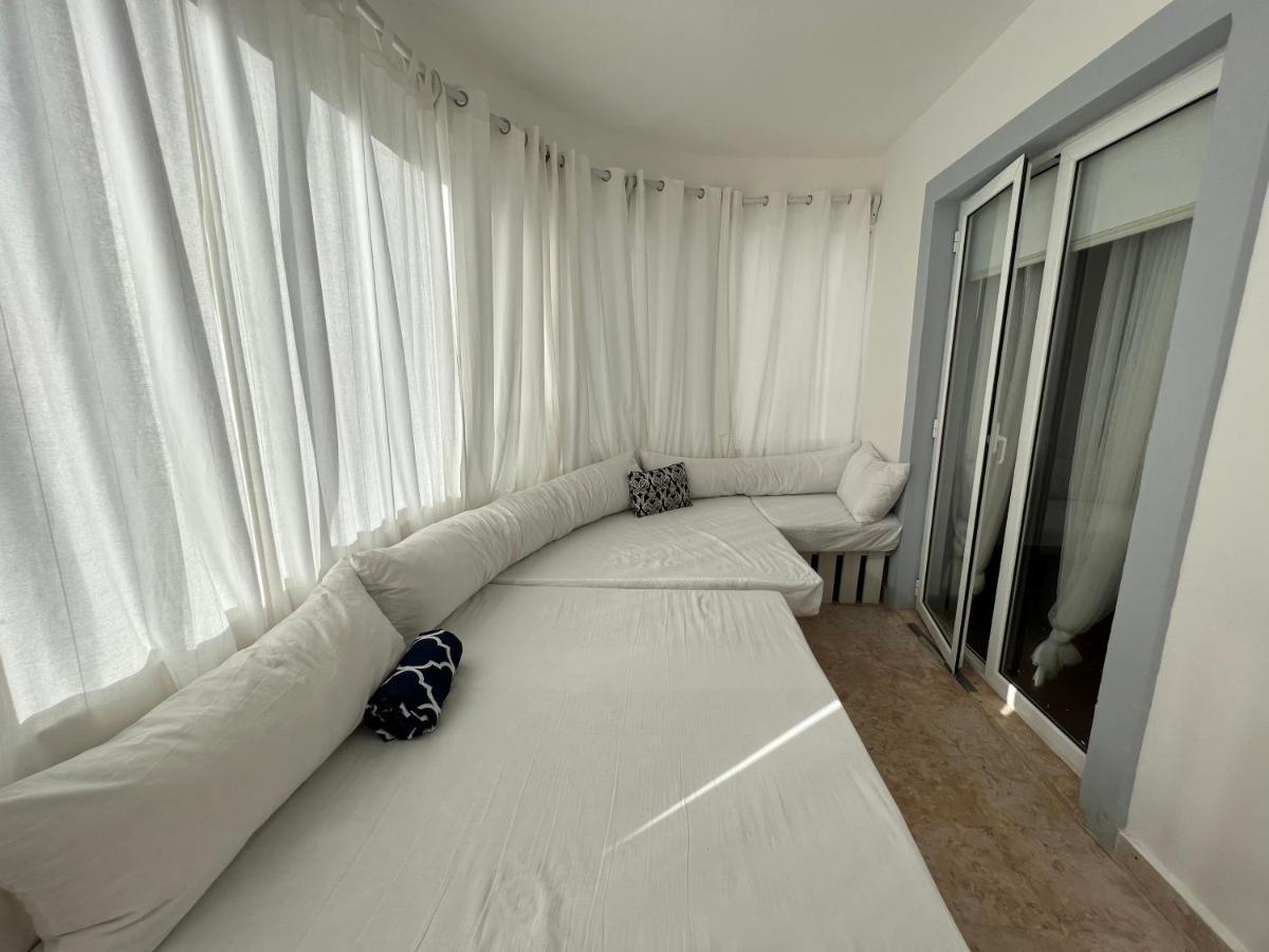Caribbean Suites With Rooftop Pool Punta Cana Exterior foto